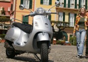 Vespa GTS 250